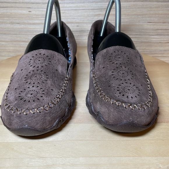 Skechers Women's Size 7 Expressway Suede chocolate Slip On Loafer - Picture 2 of 10